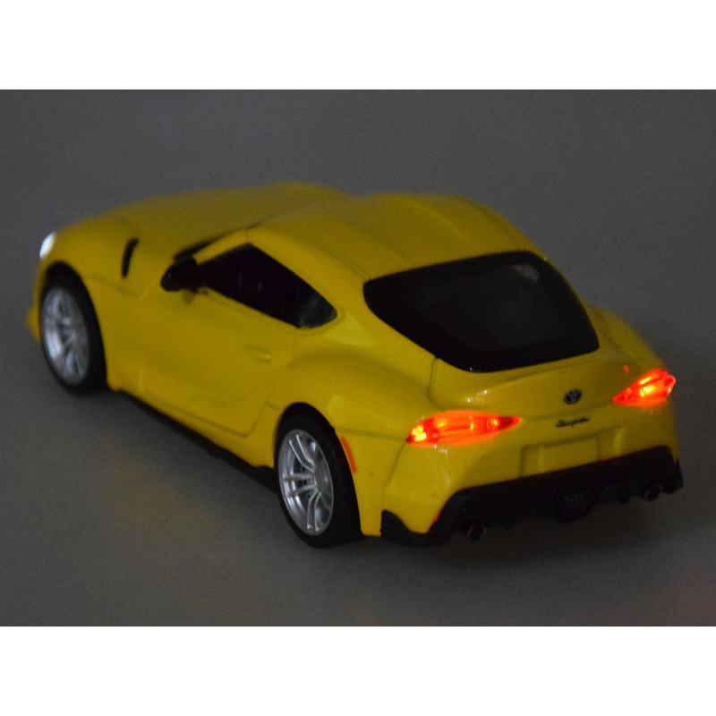 Metāla automašīna – Nissan GT-R