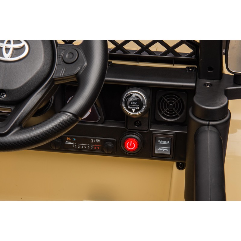 Toyota FJ Cruiser vienvietīgs elektromobilis, bēšs