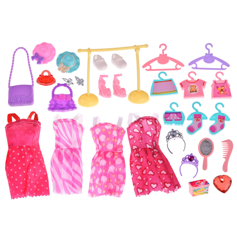 Lelles un garderobes komplekts ar aksesuāriem, rozā krāsā