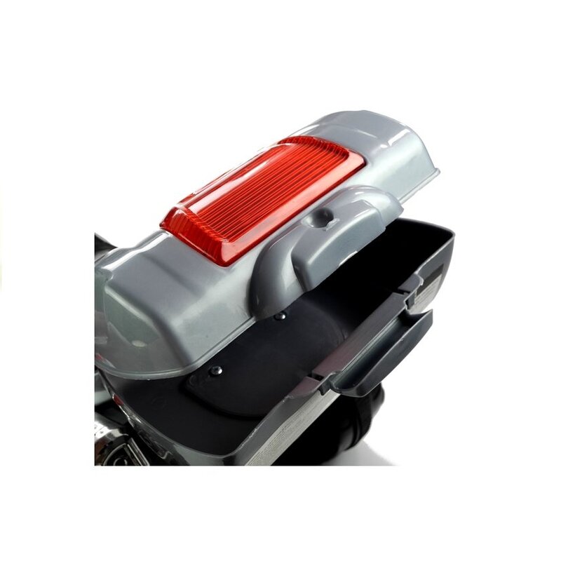 Elektrisks motocikls ar bagāžnieku, sudraba