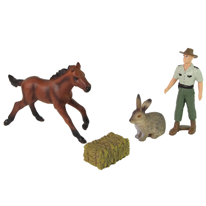 Dzīvnieku figūriņu komplekts (brūnais zirgs, zaķis, zemnieks)